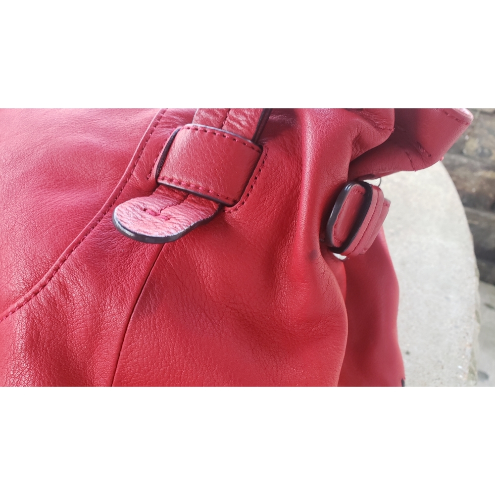 SOLD B Makowsky Red Leather Satchel Shoulder Bag - Picture 8 of 8